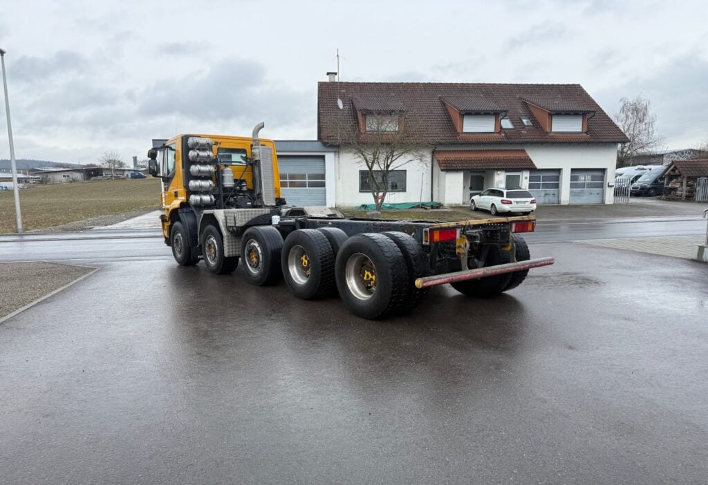 2012 Iveco 410T50-5 Trakker 10x4 Fahrgestell