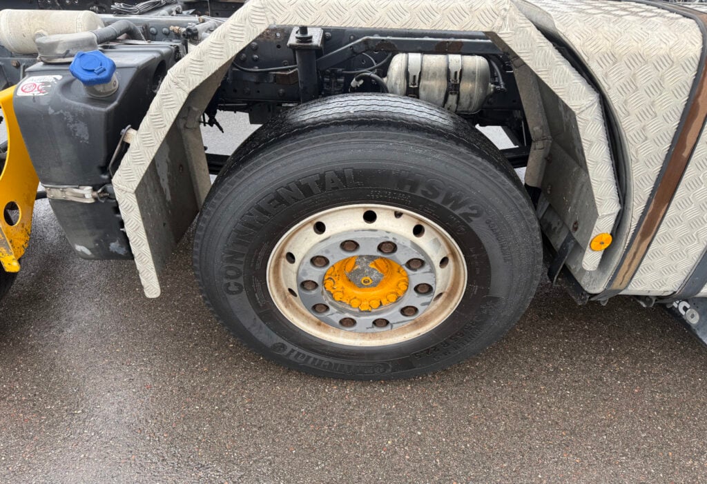 2012 Iveco 410T50-5 Trakker 10x4 Fahrgestell