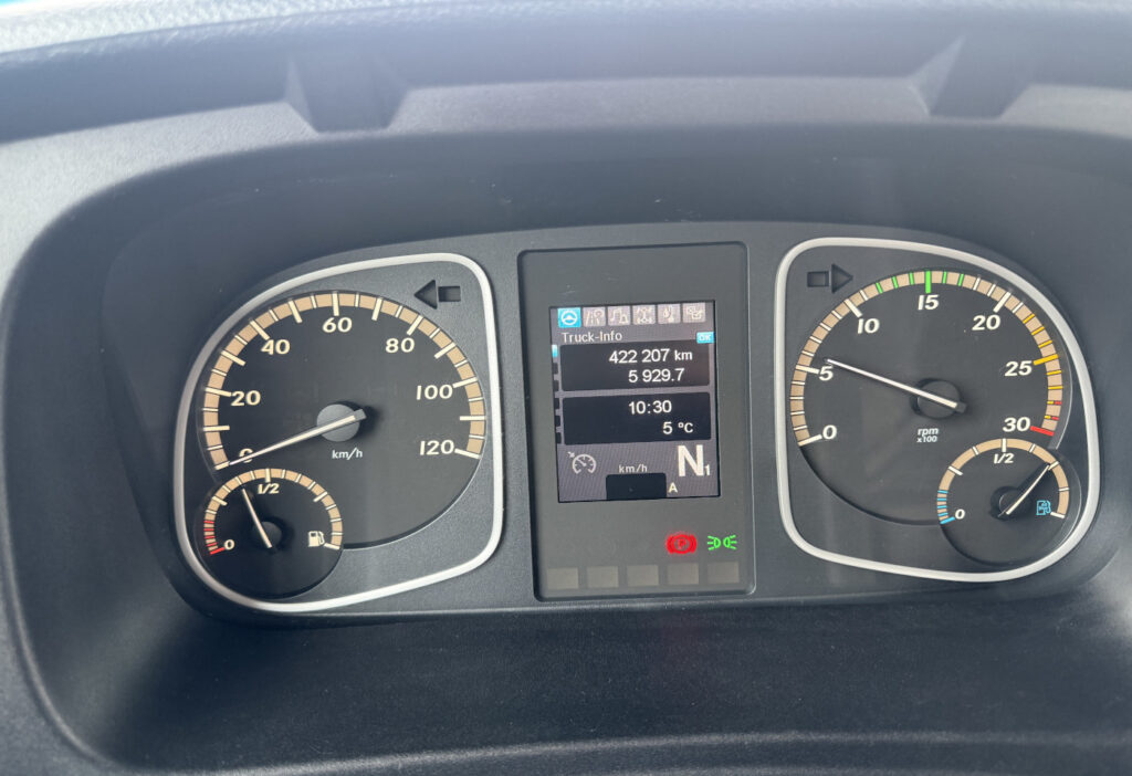 2014 Mercedes-Benz Atego 1327 SZM+Auflieger