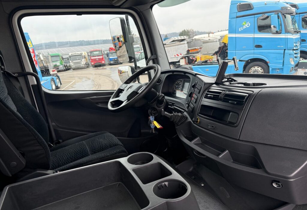 2014 Mercedes-Benz Atego 1327 SZM+Auflieger