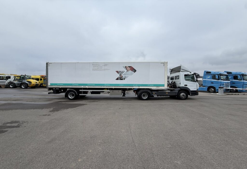 2014 Mercedes-Benz Atego 1327 SZM+Auflieger