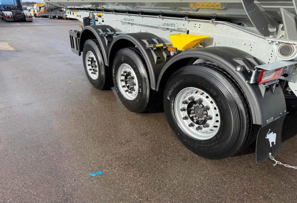 2026 Schmitz Cargobull SCB S3D