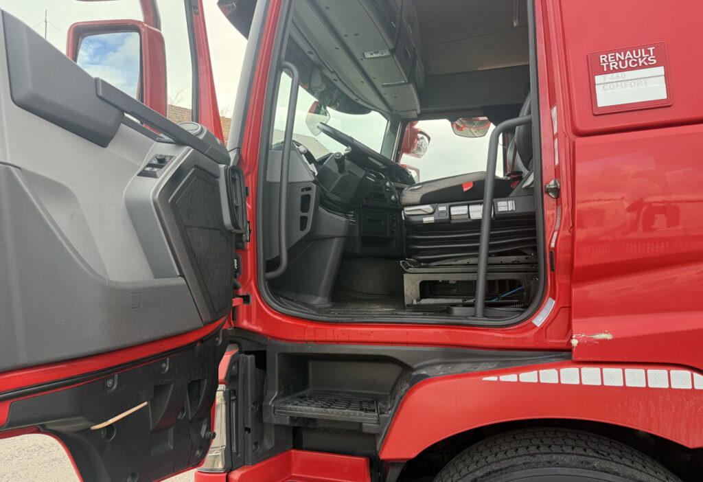 2016 Renault T460.18 4x2R E6 Plane/HB