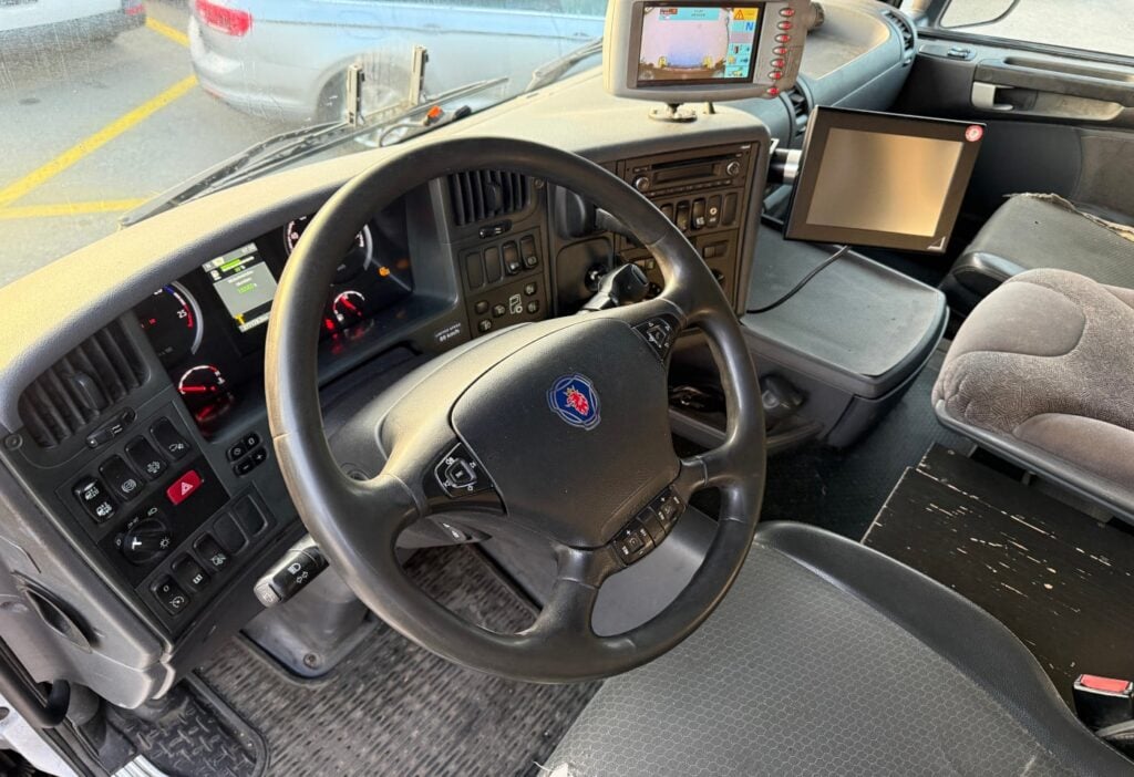 2013 Scania G440 LB 6x2*4 Powerpress 21 / Waage