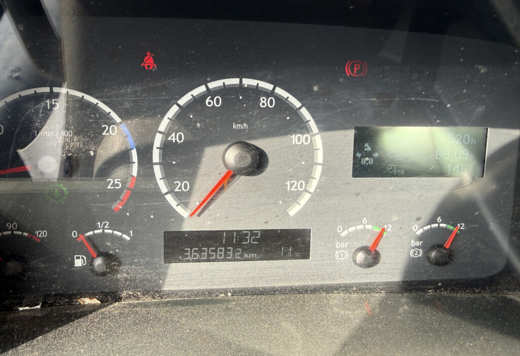 2007 Scania P420 LB 6x4 UT
