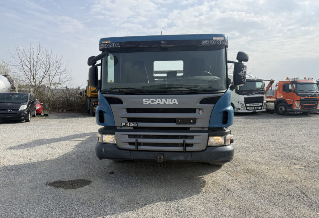 2007 Scania P420 LB 6x4 UT