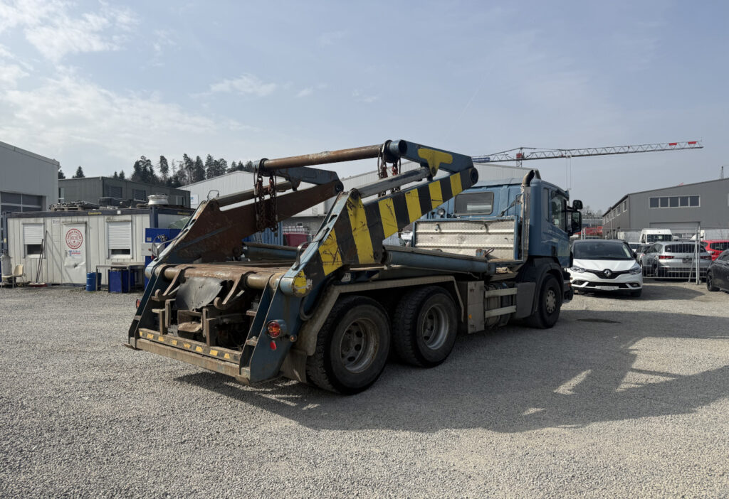 2007 Scania P420 LB 6x4 UT
