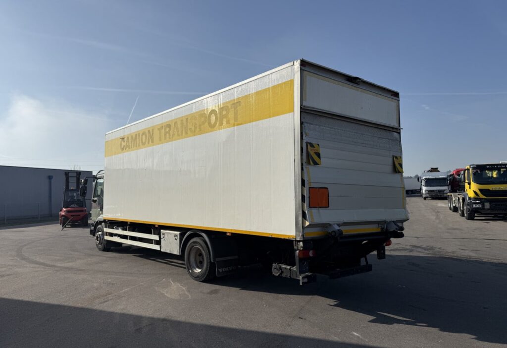 2007 Volvo FLL-280 4x2R Dieselpumpe fehlt