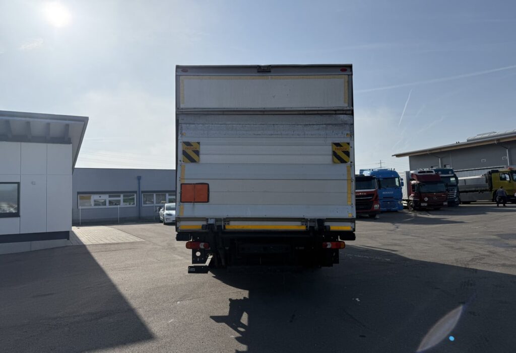 2007 Volvo FLL-280 4x2R Dieselpumpe fehlt