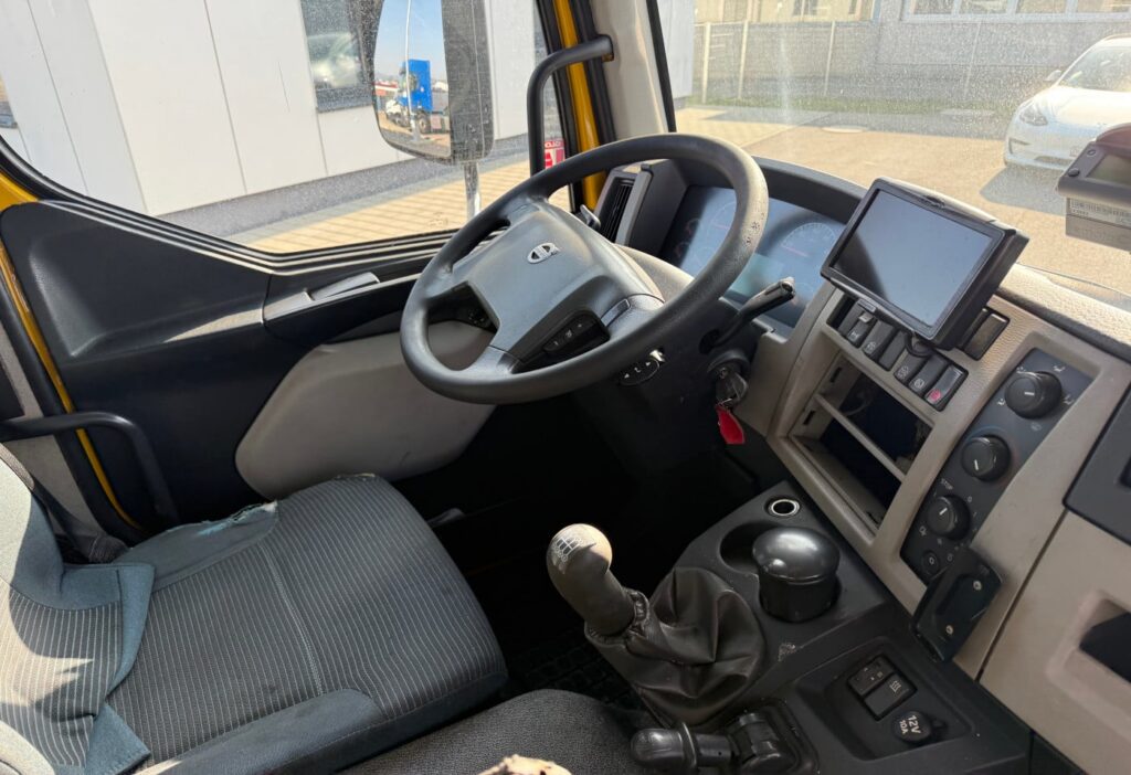 2007 Volvo FLL-280 4x2R Dieselpumpe fehlt