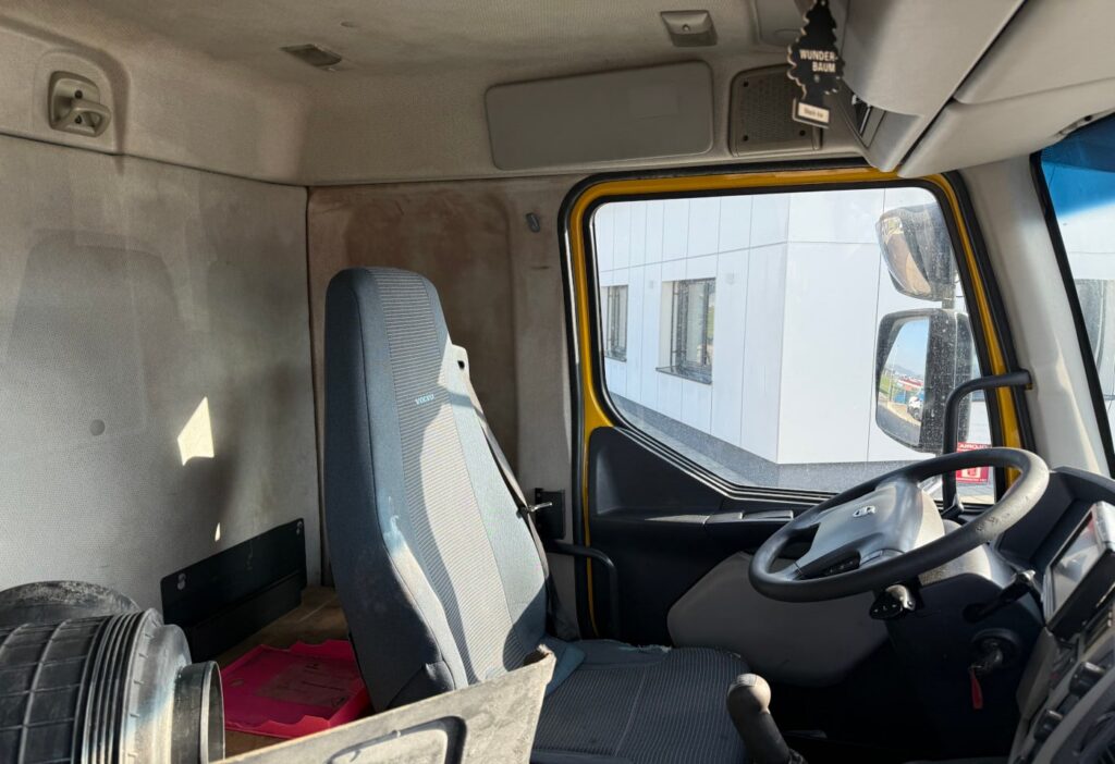 2007 Volvo FLL-280 4x2R Dieselpumpe fehlt