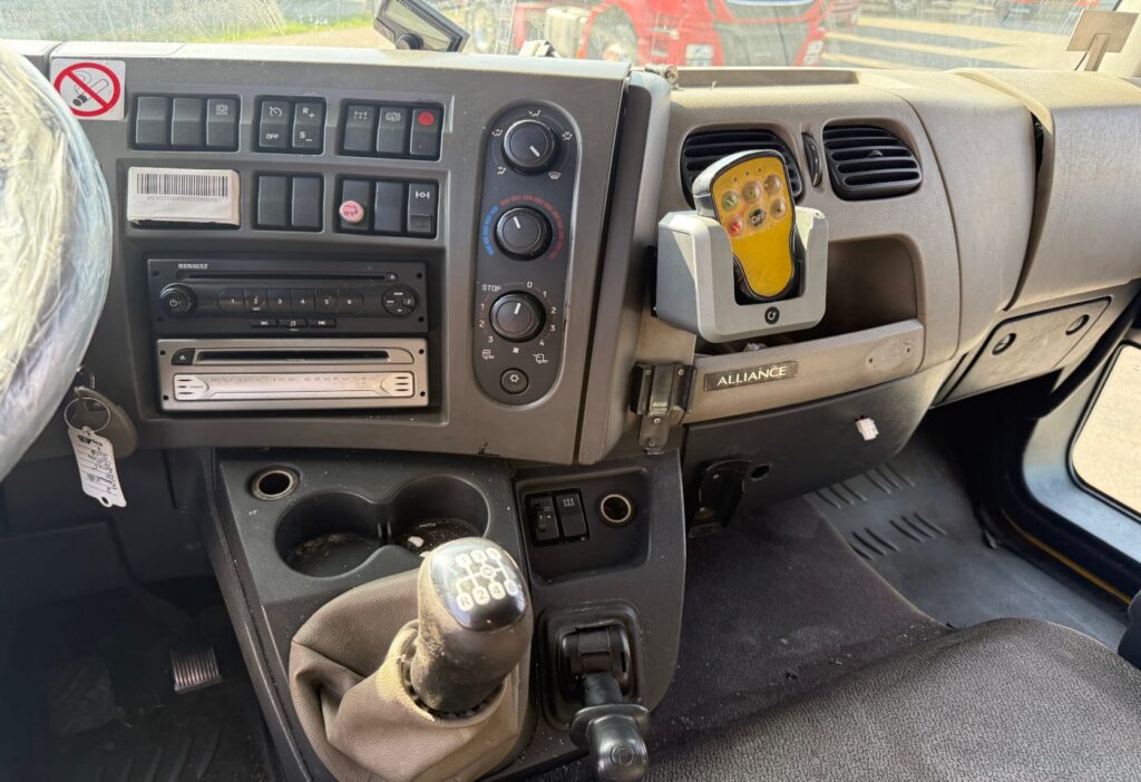 2009 Renault Midlum 280.16 4x2 nicht fahrbar