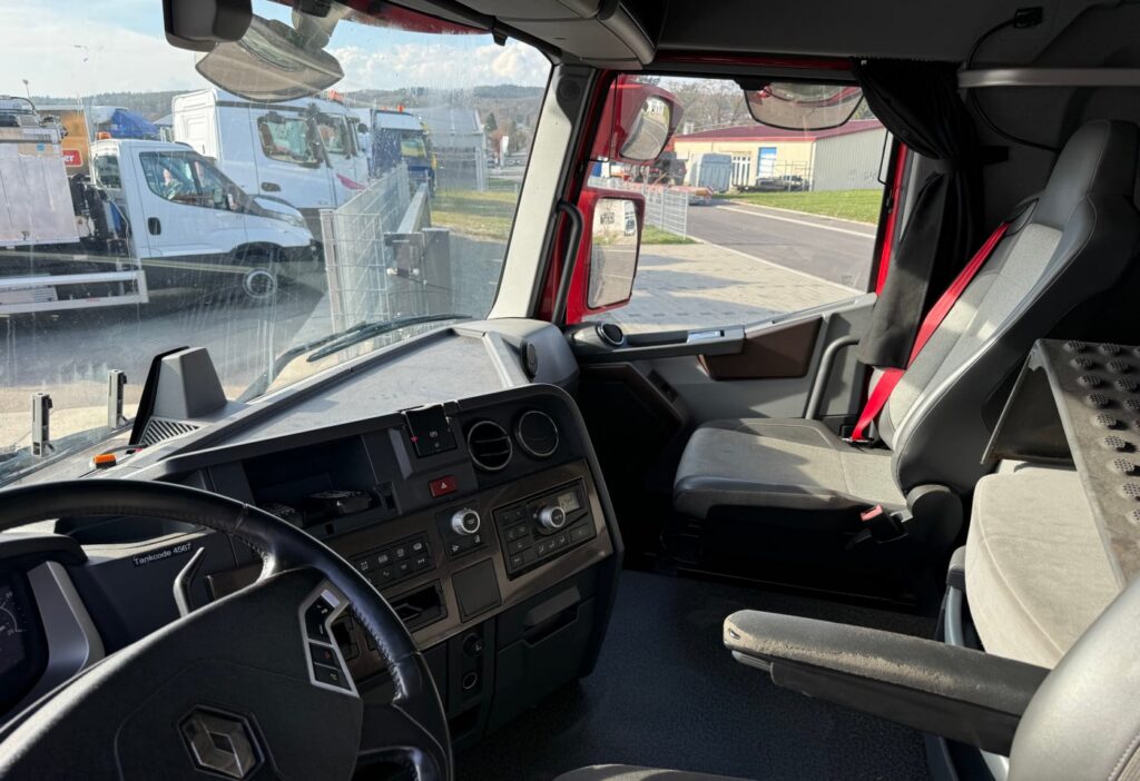 2016 Renault T 460 4x2 Plane/HB