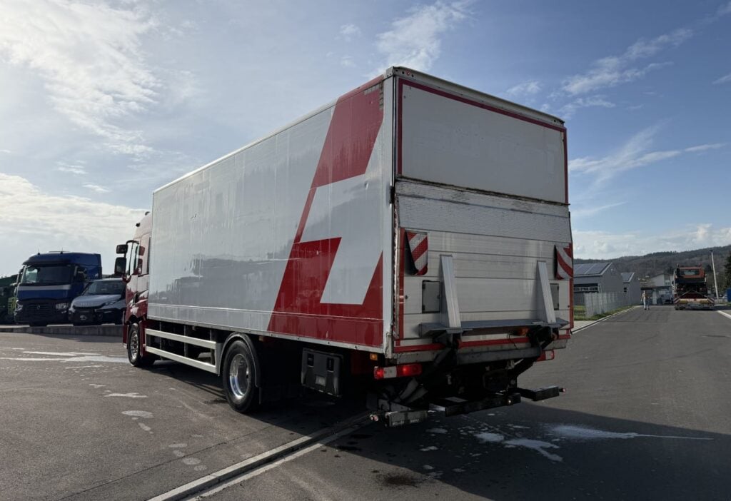 2016 Renault T 460 4x2 Koffer/HB