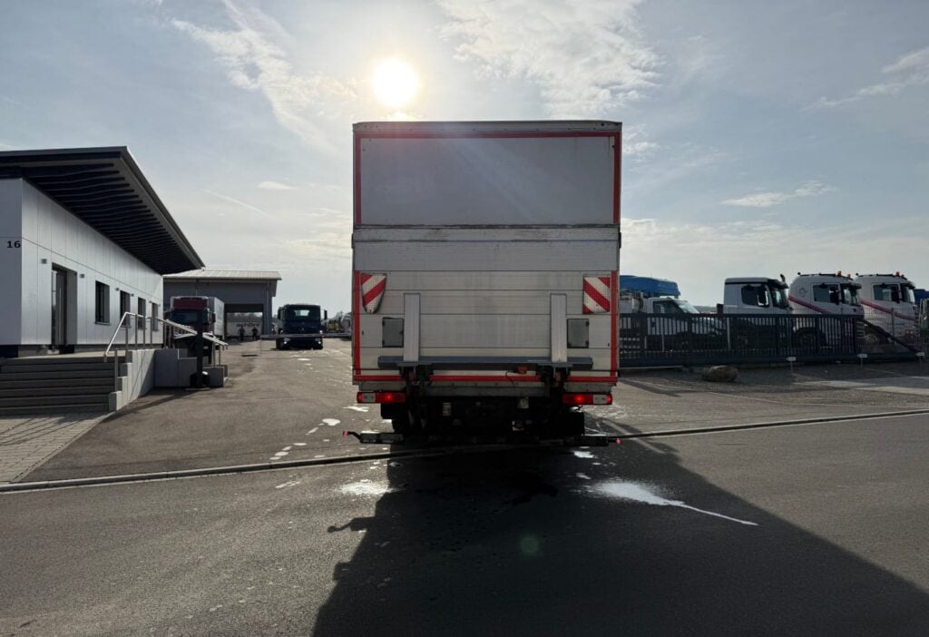 2016 Renault T 460 4x2 Koffer/HB