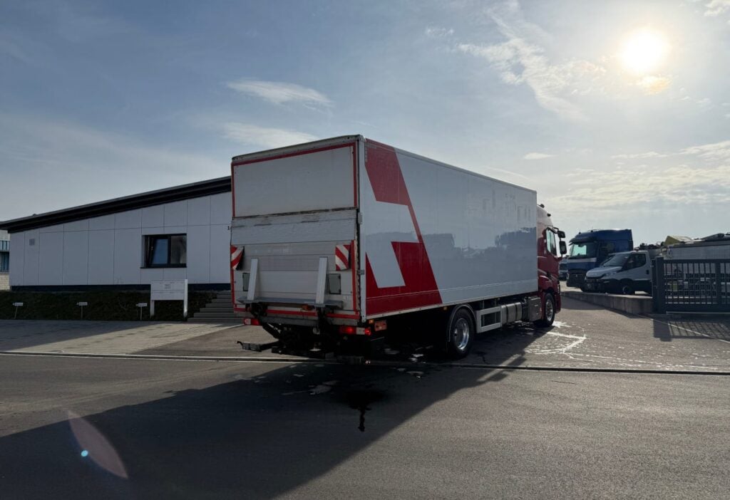 2016 Renault T 460 4x2 Koffer/HB