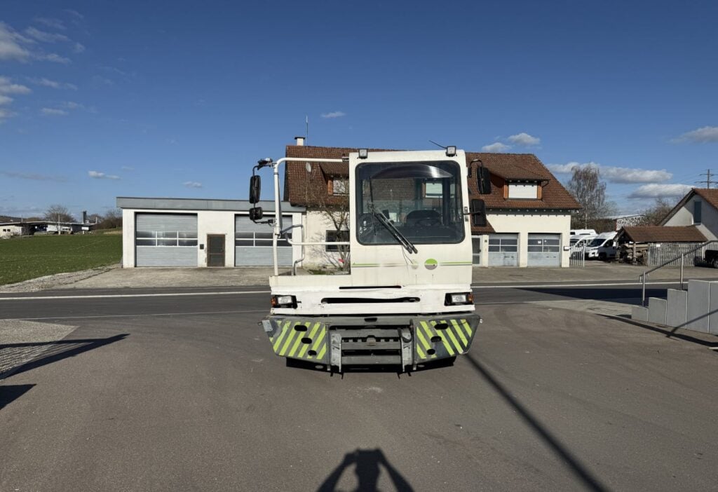 2013 Terberg YT222 4x2 Chassis-Kabine