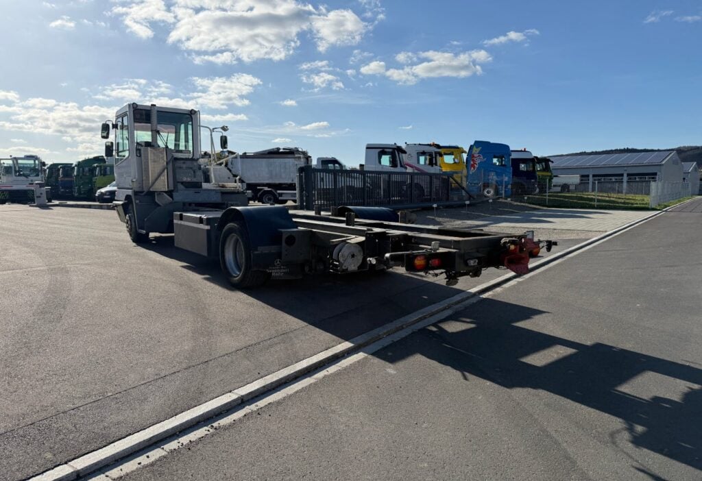 2013 Terberg YT222 4x2 Chassis-Kabine