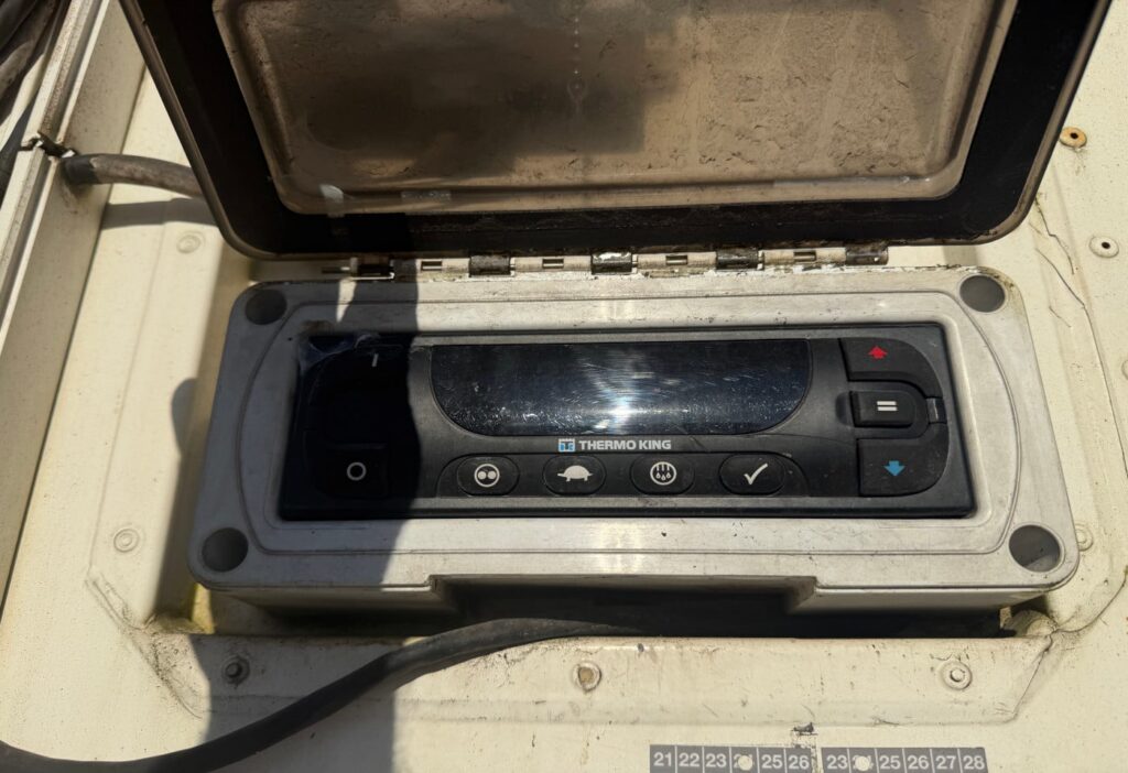 2012 Schmitz Thermo-King R1000