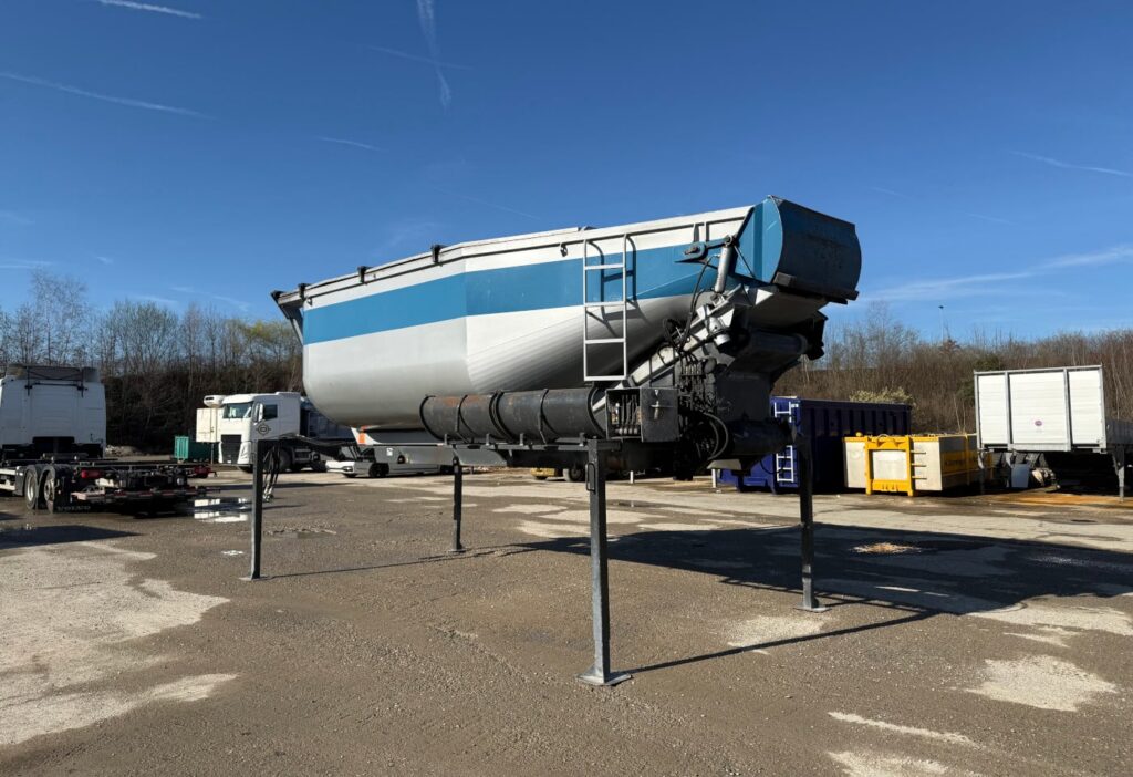 2006 Meiller Betonmulde 14m³ Isoliert