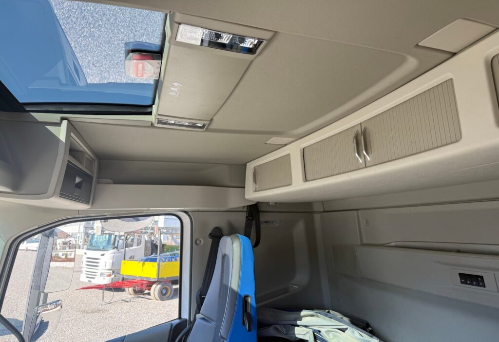 2023 Volvo FH-460 6x2T Retarder
