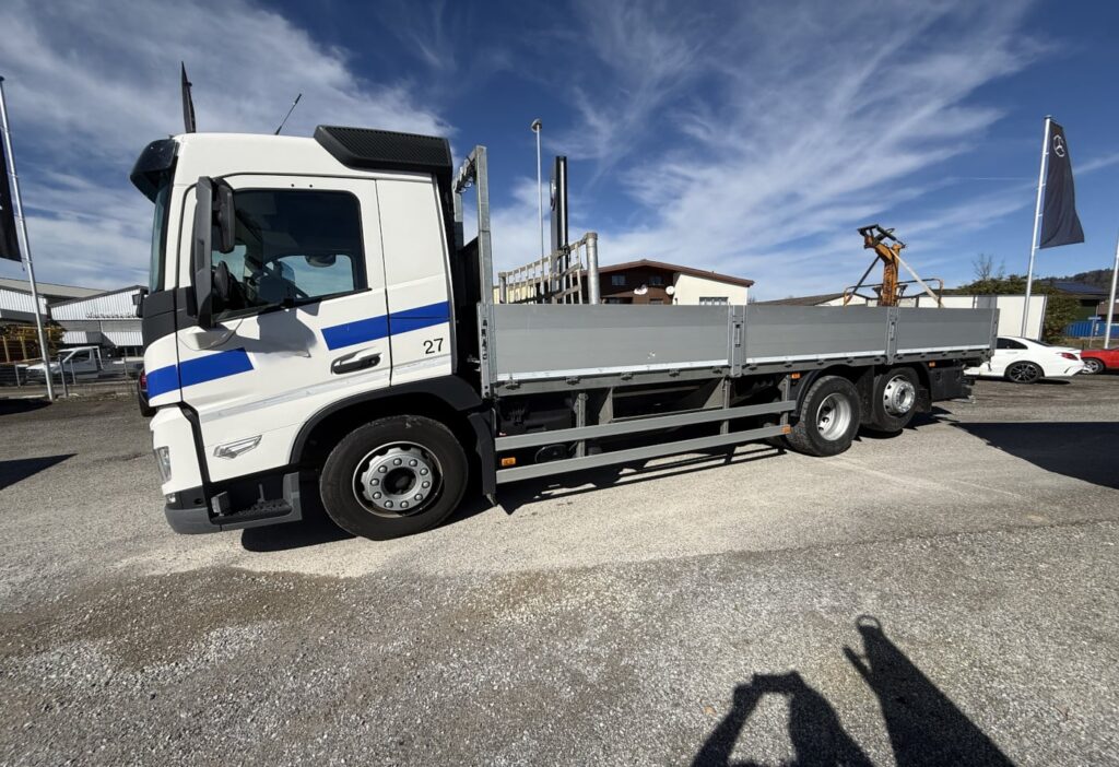 2023 Volvo FM-500 6x2R Brücke / Pritsche
