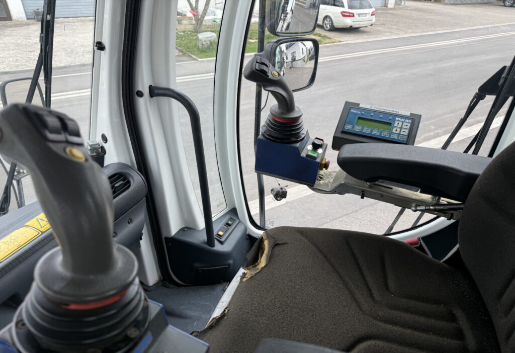 2013 Mercedes-Benz Unimog U400 4x4 Mulag