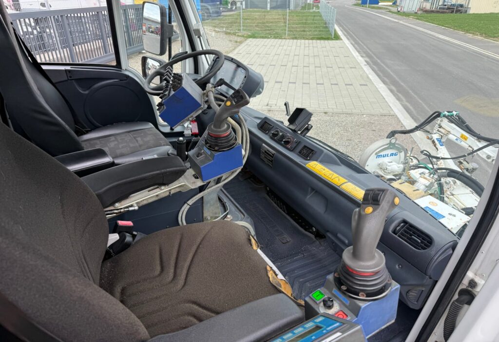 2013 Mercedes-Benz Unimog U400 4x4 Mulag