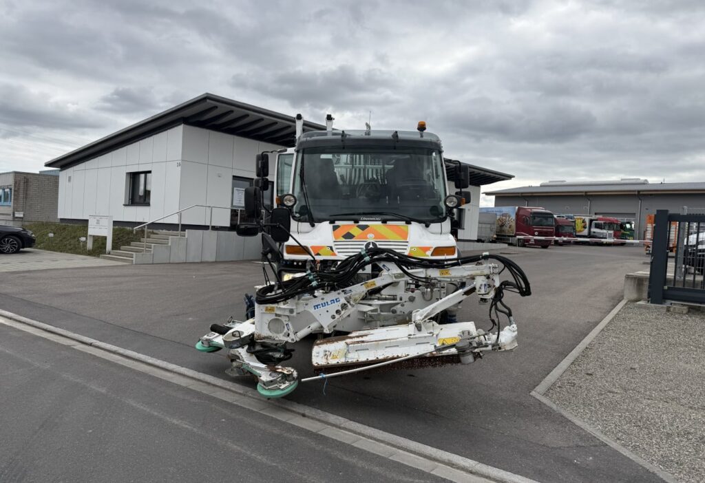 2013 Mercedes-Benz Unimog U400 4x4 Mulag