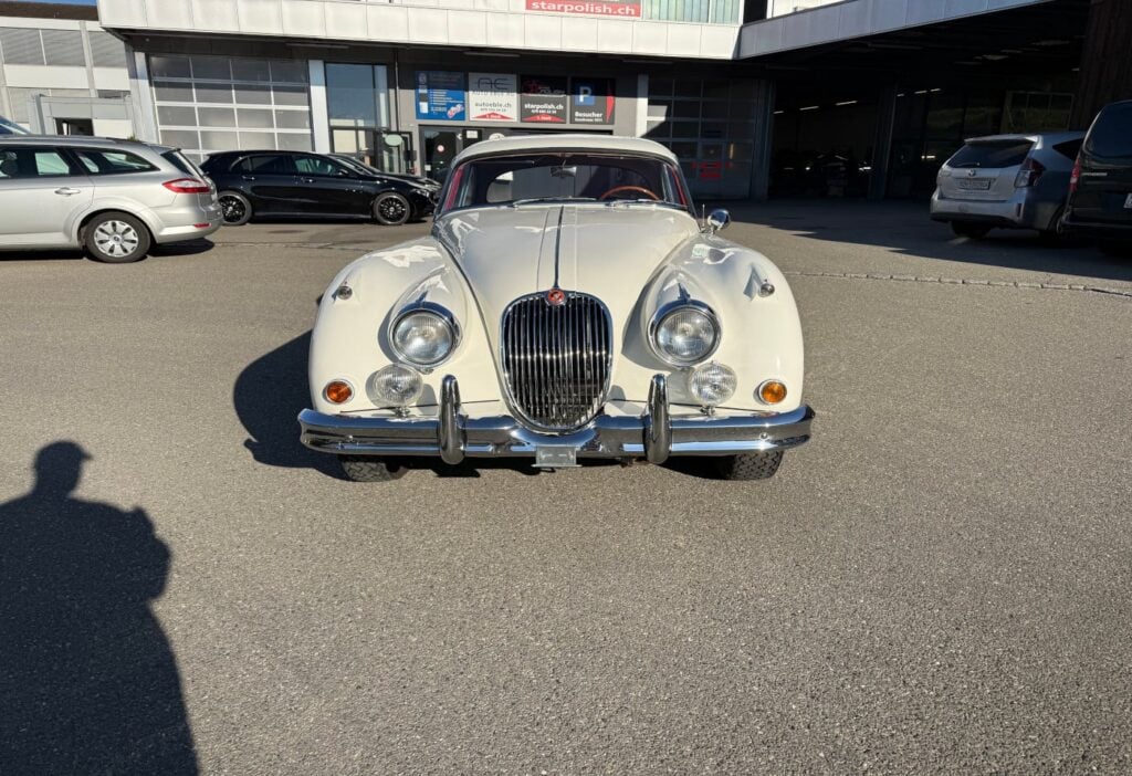 1959 Jaguar XK 150 Limousine