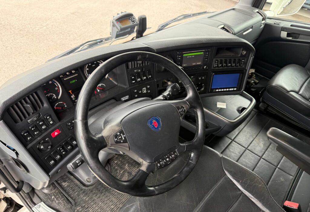2015 Scania R730LB 6x2*4 Fahrgestell