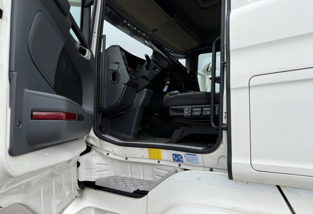 2015 Scania R730LB 6x2*4 Fahrgestell