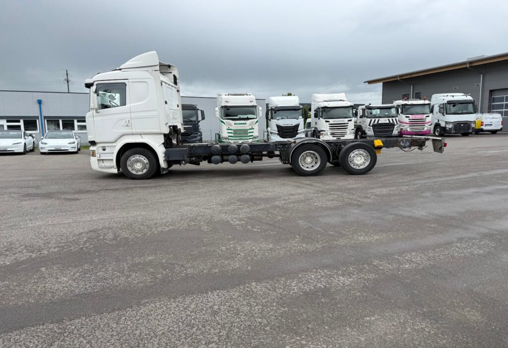 2015 Scania R730LB 6x2*4 Fahrgestell