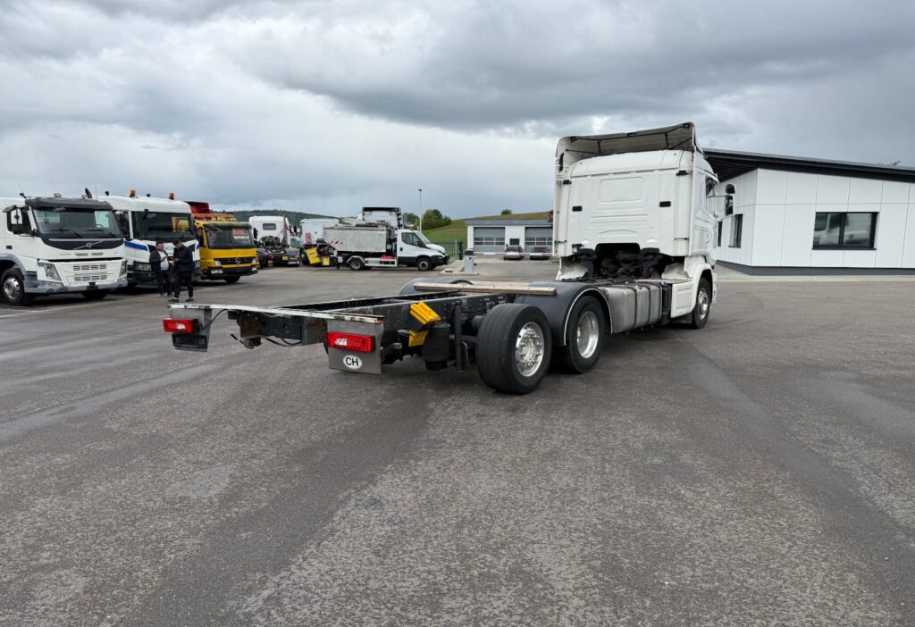 2015 Scania R730LB 6x2*4 Fahrgestell