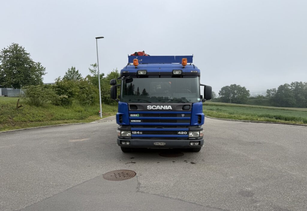 2001 Scania P124GB 6x2*4 PK 27000D