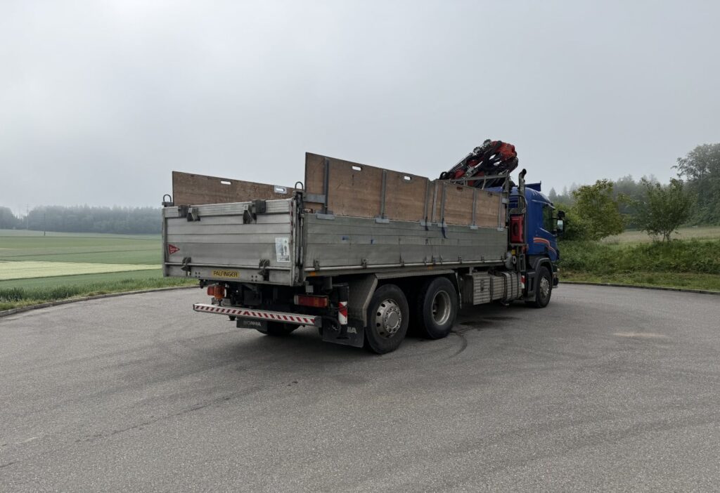 2001 Scania P124GB 6x2*4 PK 27000D