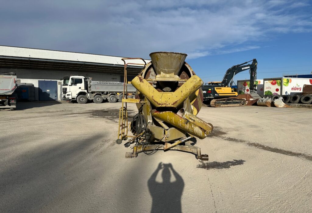2002 Hakenmischer Belloli 7m³