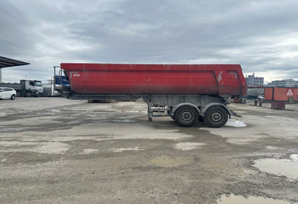 2013 Schwarzmueller HKS2/E Kipper