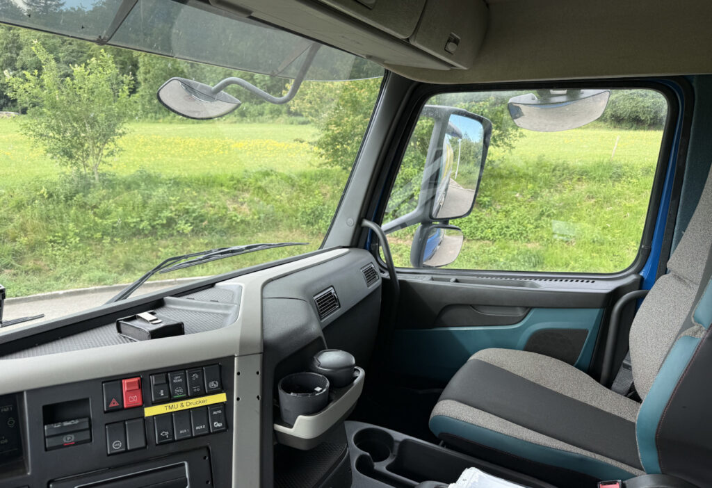 2015 Volvo FM-420 8x2R 2-Kammer