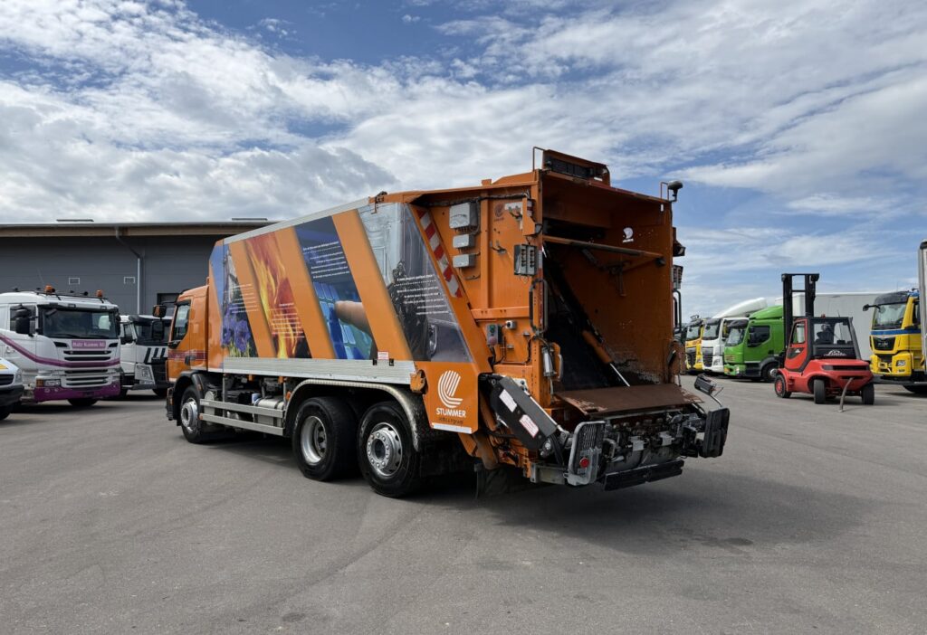 2013 Volvo FE Hybrid 6x2R Stummer