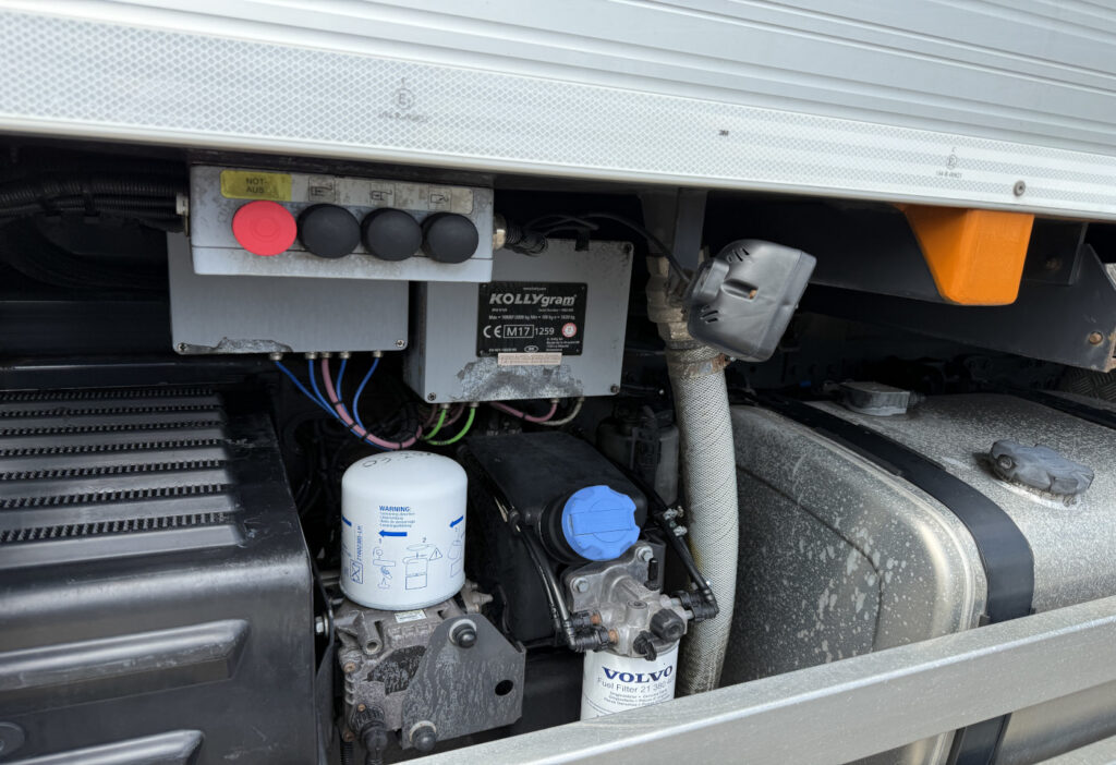 2013 Volvo FE Hybrid 6x2R Stummer