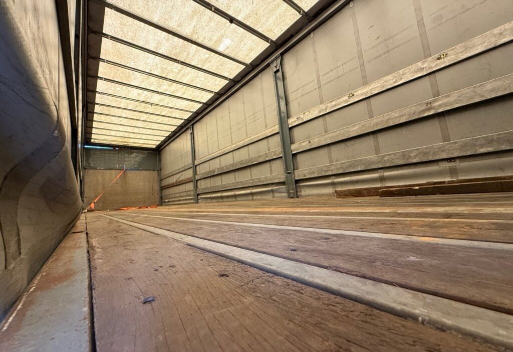 2000 Fruehauf City Plane / HB