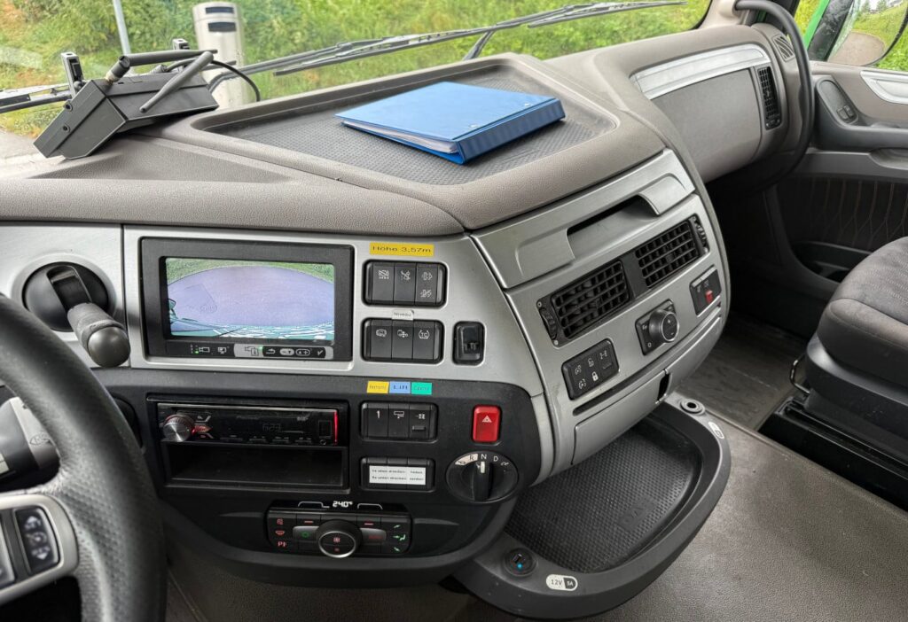 2017 DAF XF 530 4x2 Retarder