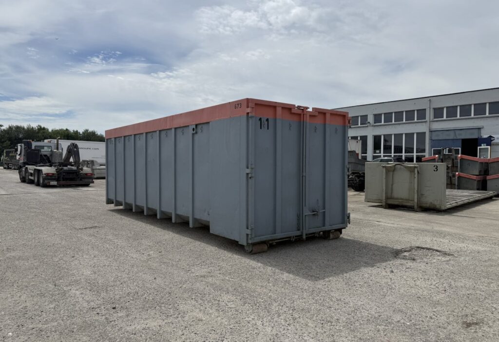 2001 UT Hakenmulde 40m³
