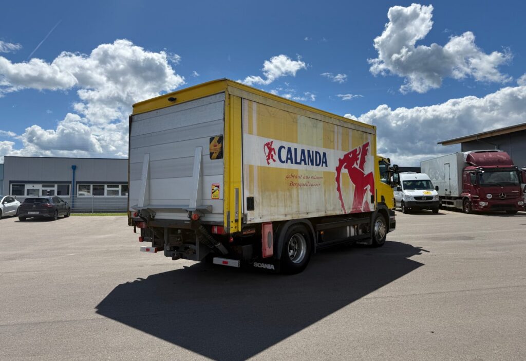 2005 Scania P230 LB 4x2 Plane/HB