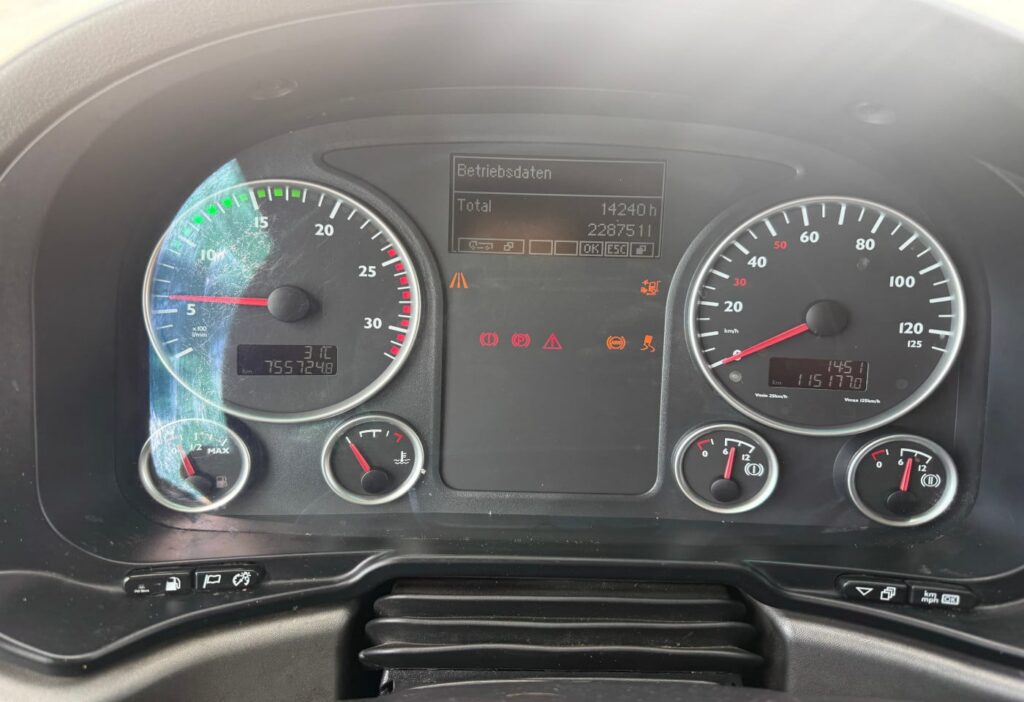 2015 MAN TGX 26.440 6x2 BDF/HB