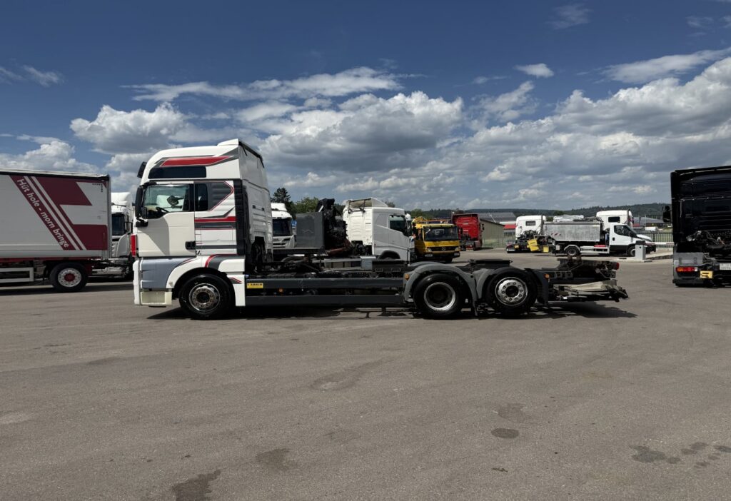 2015 MAN TGX 26.440 6x2 BDF/HB