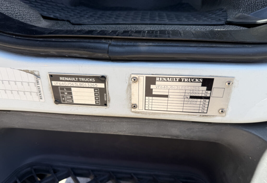 2019 Renault D10.240 4x2