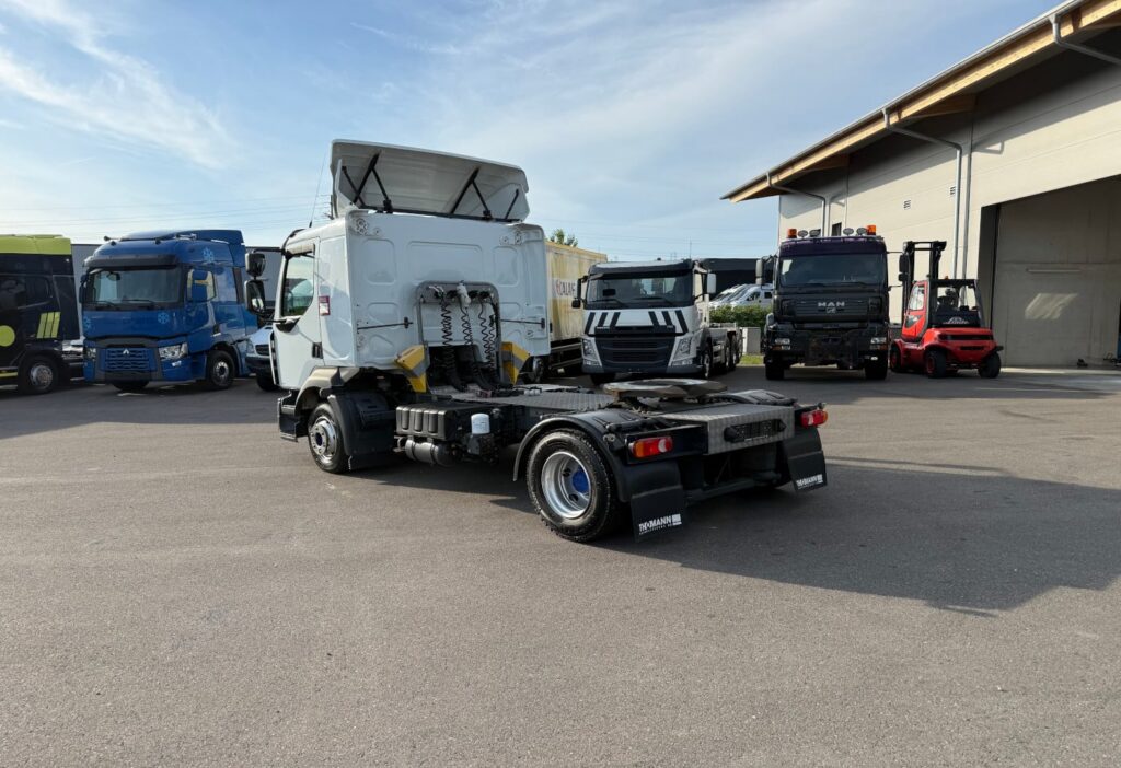 2019 Renault D10.240 4x2