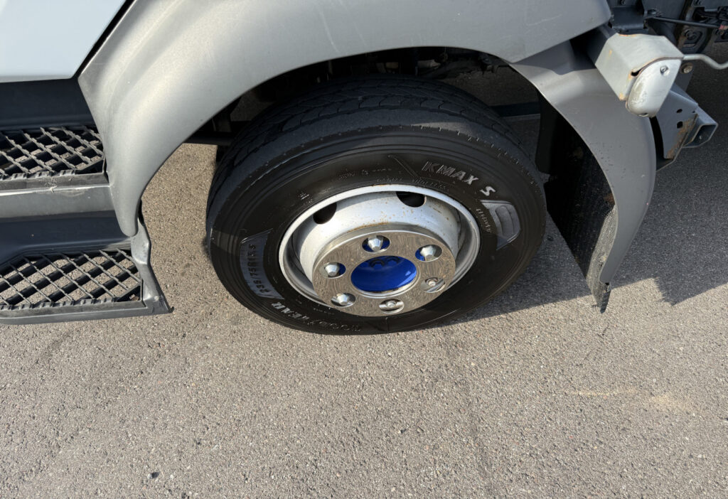 2019 Renault D10.240 4x2